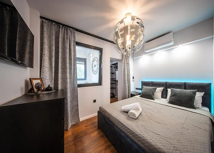 Luxbox アパート ヴァルナ