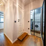 Luxbox Apartment