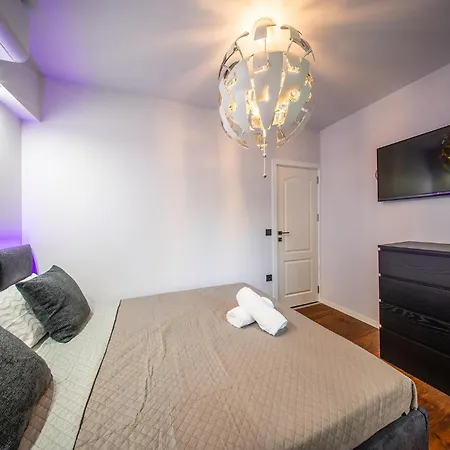 Luxbox Apartment *
