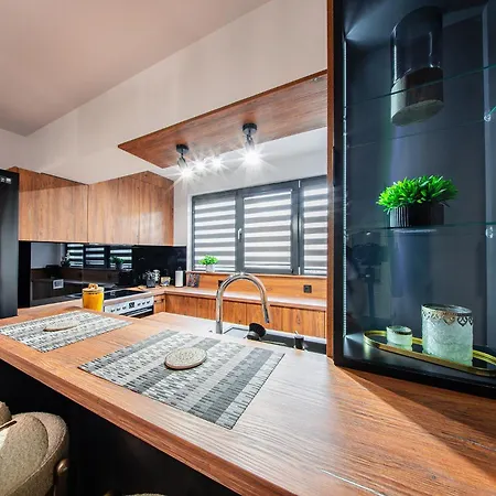 Luxbox Apartment *